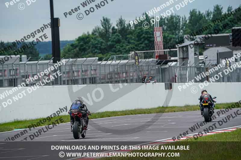 donington no limits trackday;donington park photographs;donington trackday photographs;no limits trackdays;peter wileman photography;trackday digital images;trackday photos